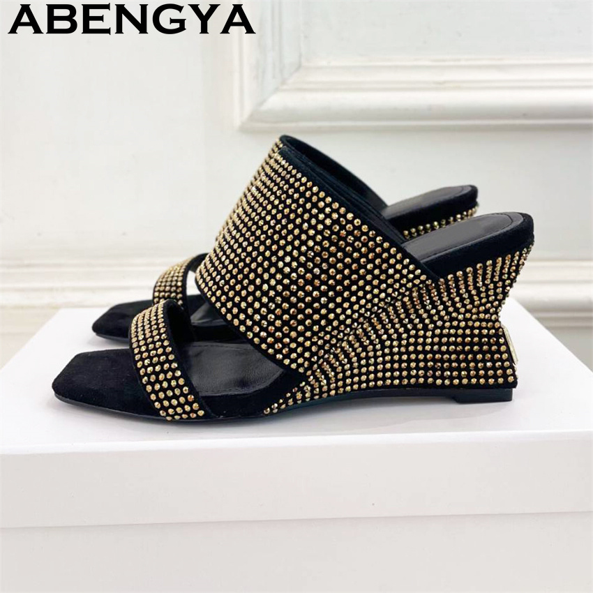 Elegant Style Rhinestone Wedge - огляд і ціна Ethnic Fashion Week
