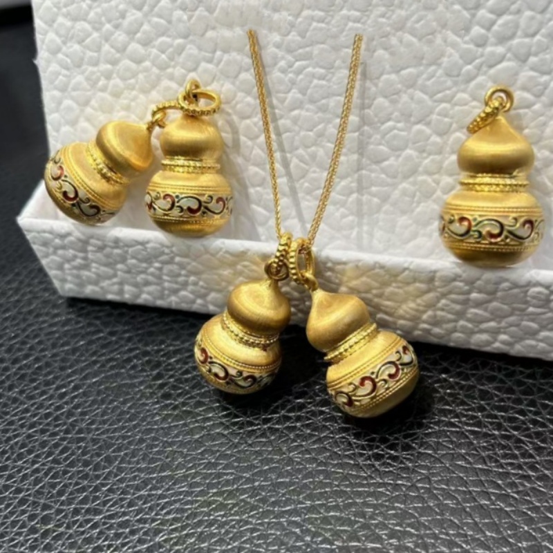 18K gold auspicious cloud gour - огляд і ціна Ethnic Fashion Boutique